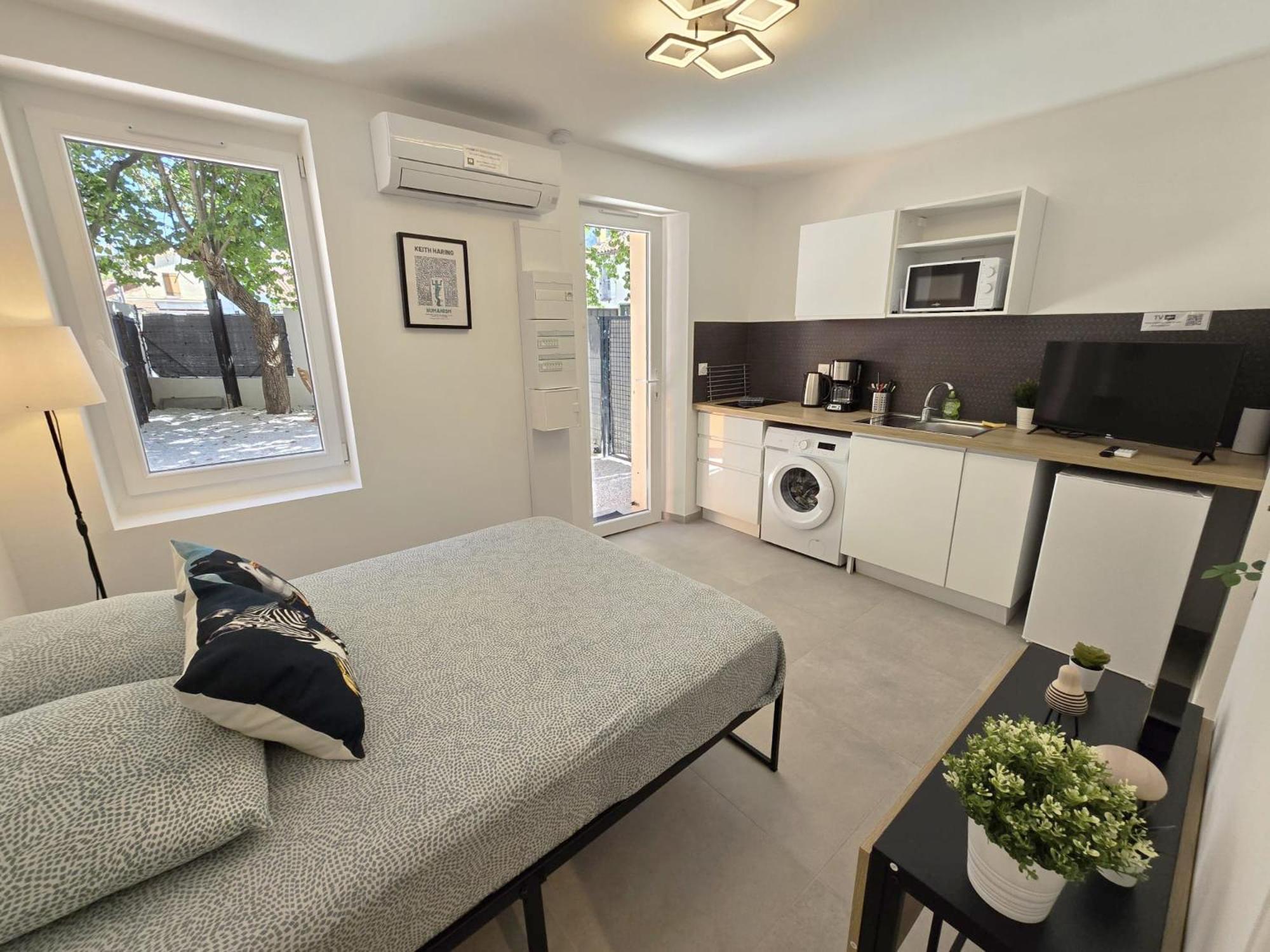 Gregbnb - Studio 17M2 - Terrasse - Clim - Ouest - 4 土伦 外观 照片