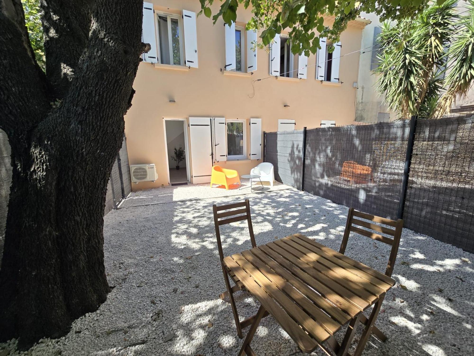 Gregbnb - Studio 17M2 - Terrasse - Clim - Ouest - 4 土伦 外观 照片